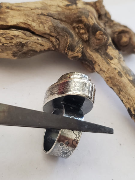 Pink Conch Hollow-Form Ring