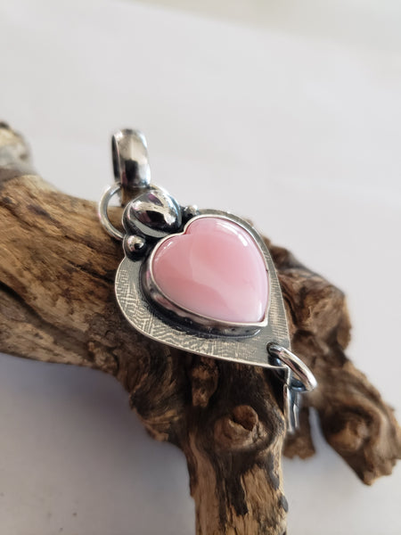 Pink Conch Heart Pendant