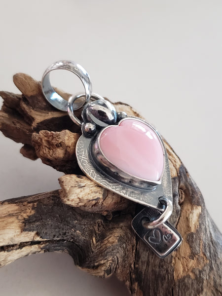 Pink Conch Heart Pendant