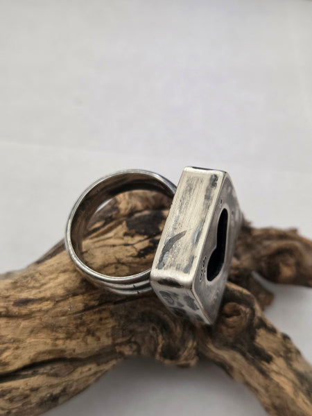 Hollow-Form Cube Heart Ring