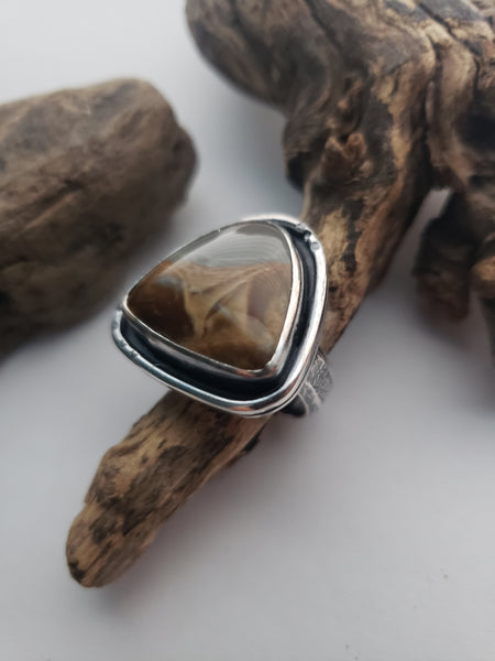 "Mountain saddle" Polychrome Jasper Ring