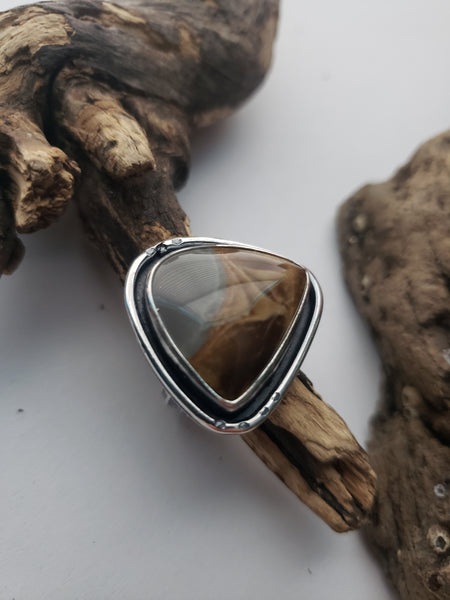 "Mountain saddle" Polychrome Jasper Ring